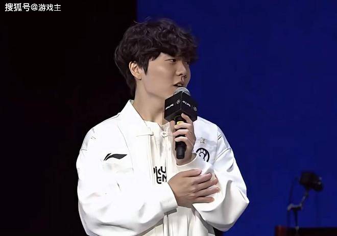 开云体育登录-TL力克LGD，Xiaohu团战一打五顶尖较量半决赛，引爆全场热议