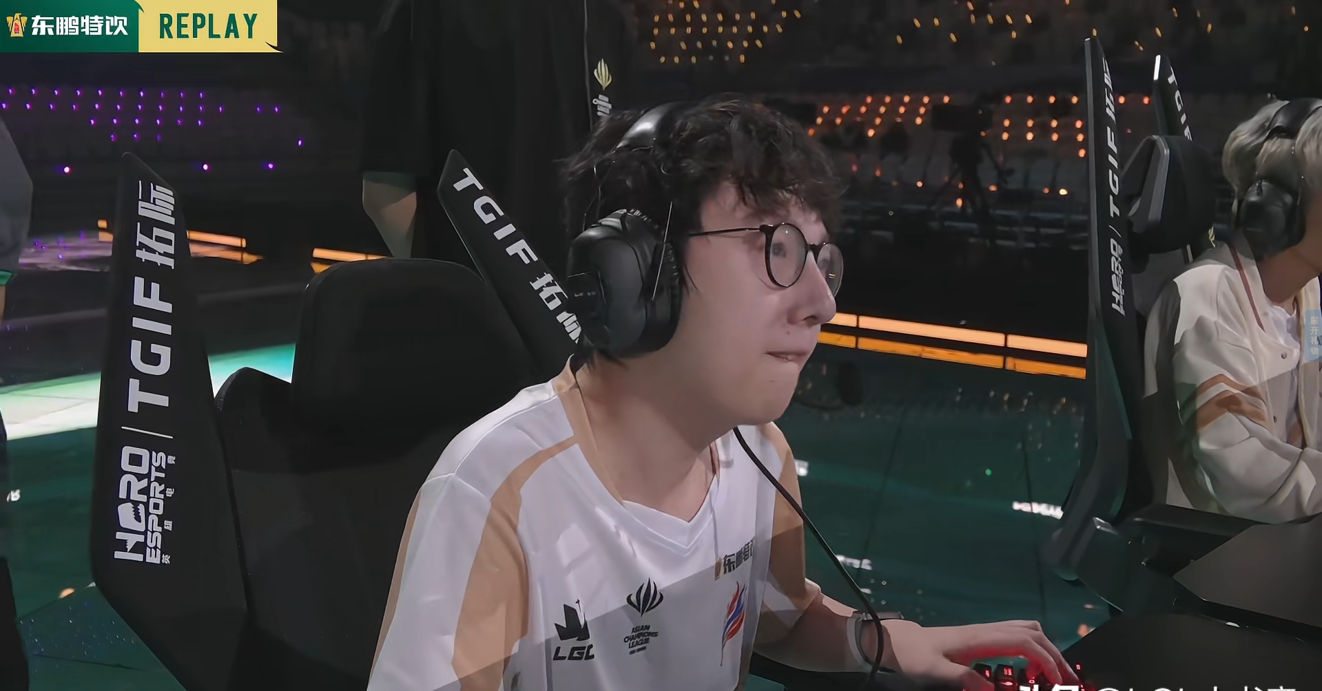 100T血洗DFM,Xiaohu团战一打五宿敌对决半决赛,技惊四座 100T血洗DFM,Xiaohu团战一打五宿敌对决半决赛,技惊四座