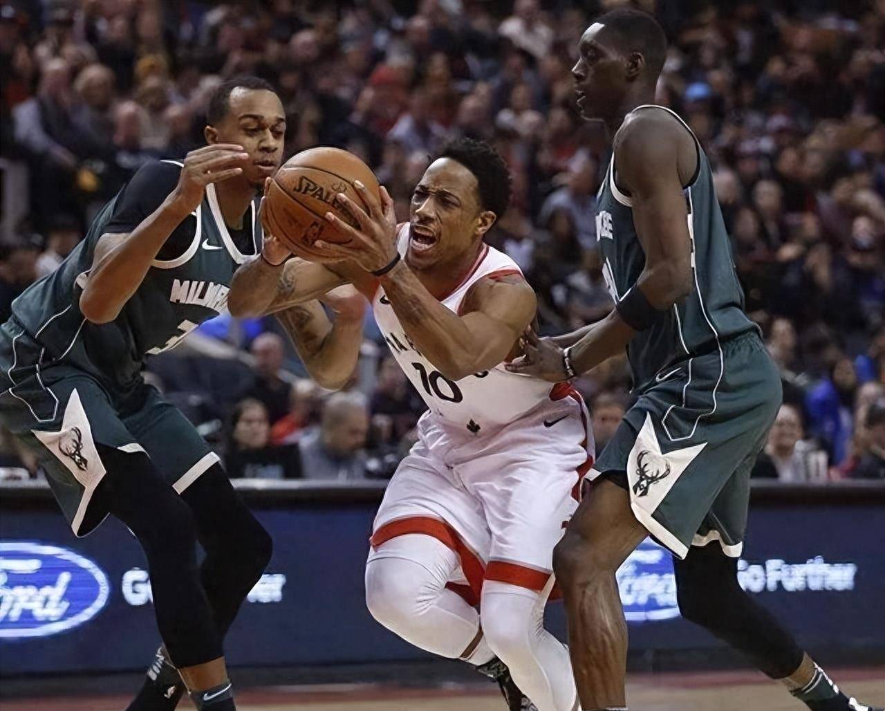 开云体育官网-火力全开！棒球比赛数据创纪录