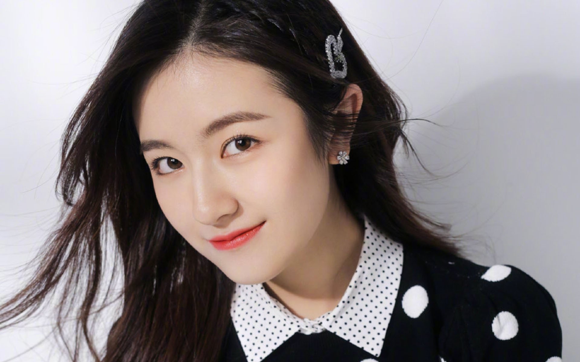 奥运赛场再爆冷！曼联出局夜，迪巴拉诠释何为绿茵艺术家