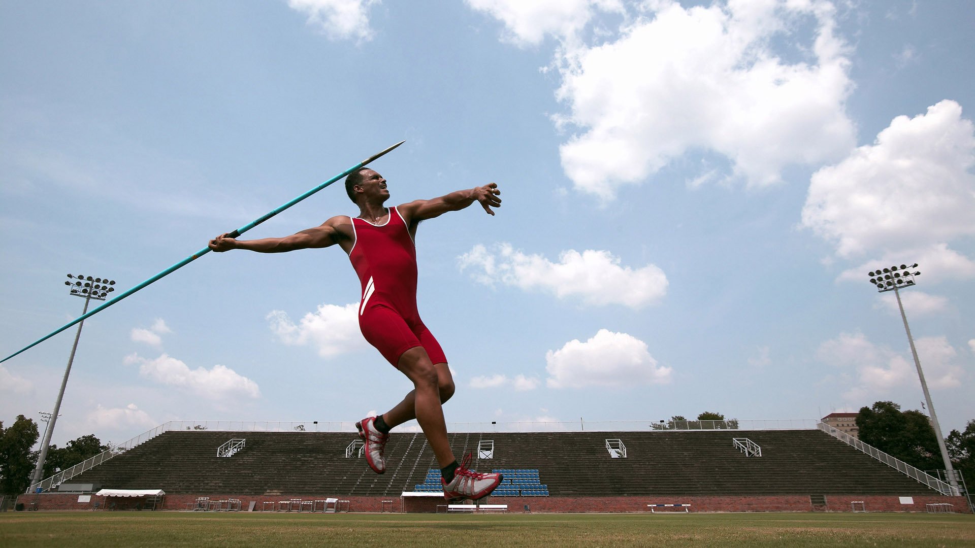 狼群燎原，爱德华兹如何在季后赛的烈火中，重新定义攻防转换的艺术